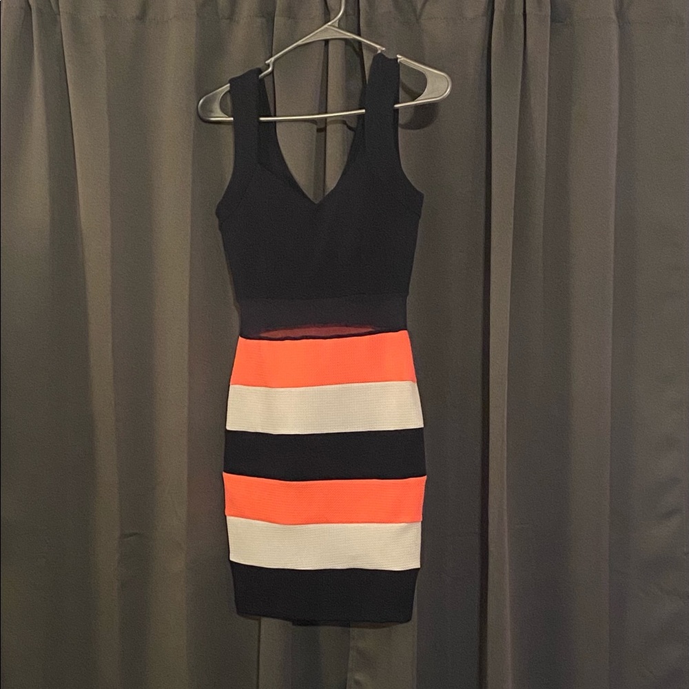 “Privately Privileged” Size Small Sleeveless Summer Mini Dress (Navy/Coral)